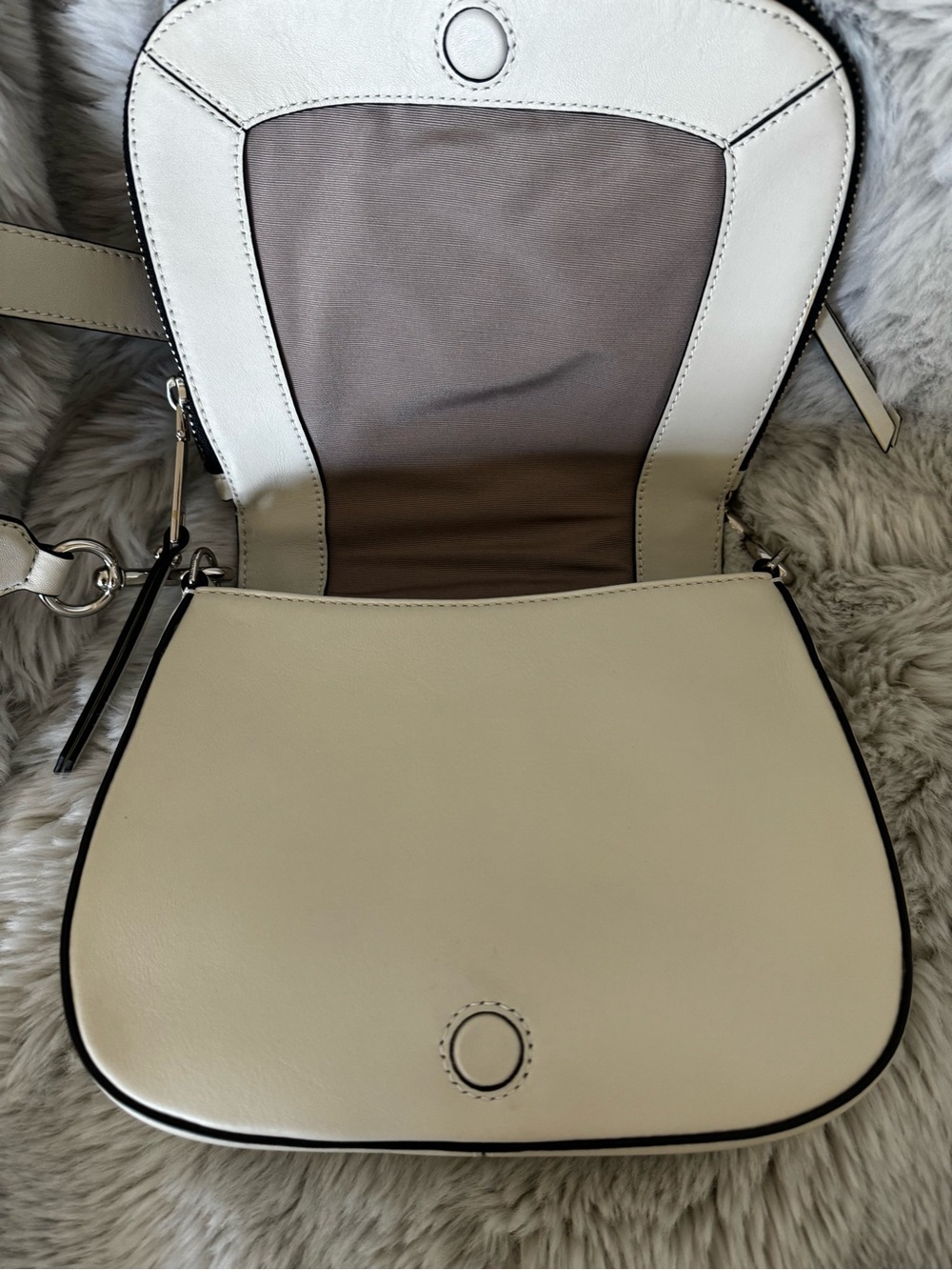 Marc Jacobs White Leather Studded Crossbody with Silver Hardware - Picture 4 of 6